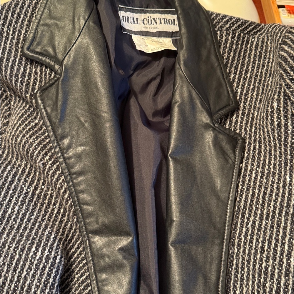 Dual Control Over Coat - Picture 4 of 17